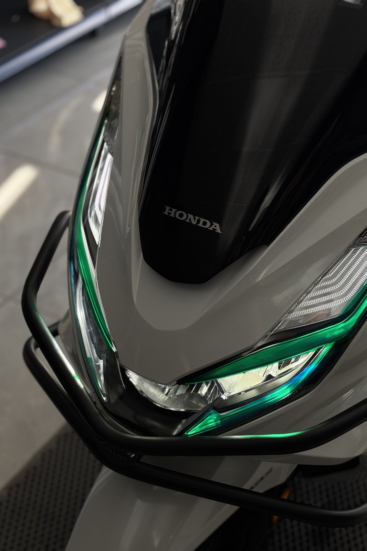 Honda PCX Gündüz Led için Far Tasarım Folyosu Sticker