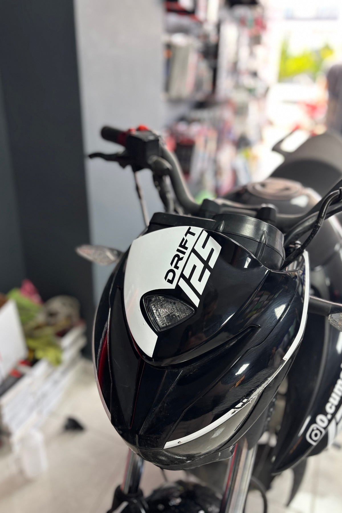 Mondial Drift-L için Drift 125 Kafa Sticker Etiket