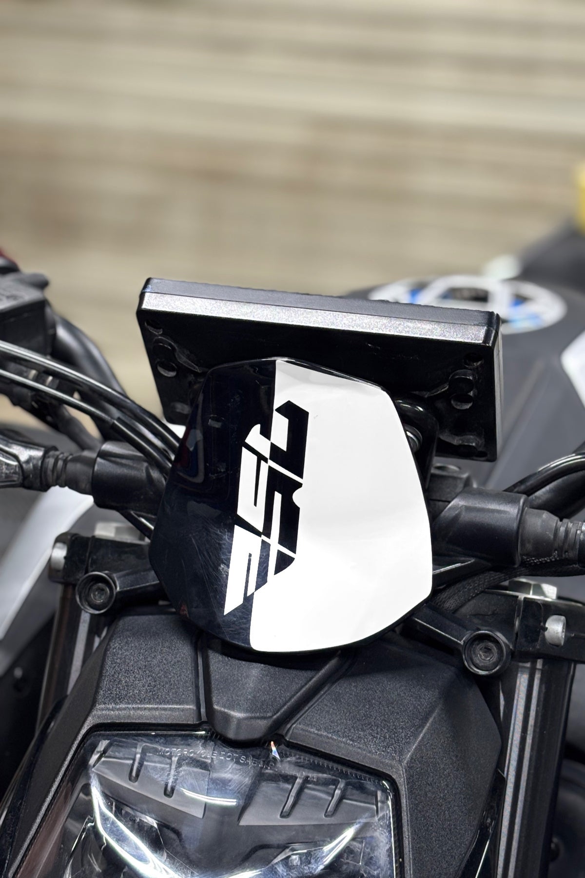 CFMOTO NK 250 için 250 yazılı Siper Kafa Detay Sticker