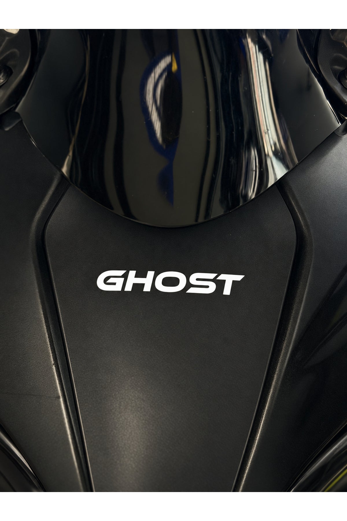450SR Ön Grenaj için GHOST (Hayalet) Yazı Sticker Etiket (7CM)