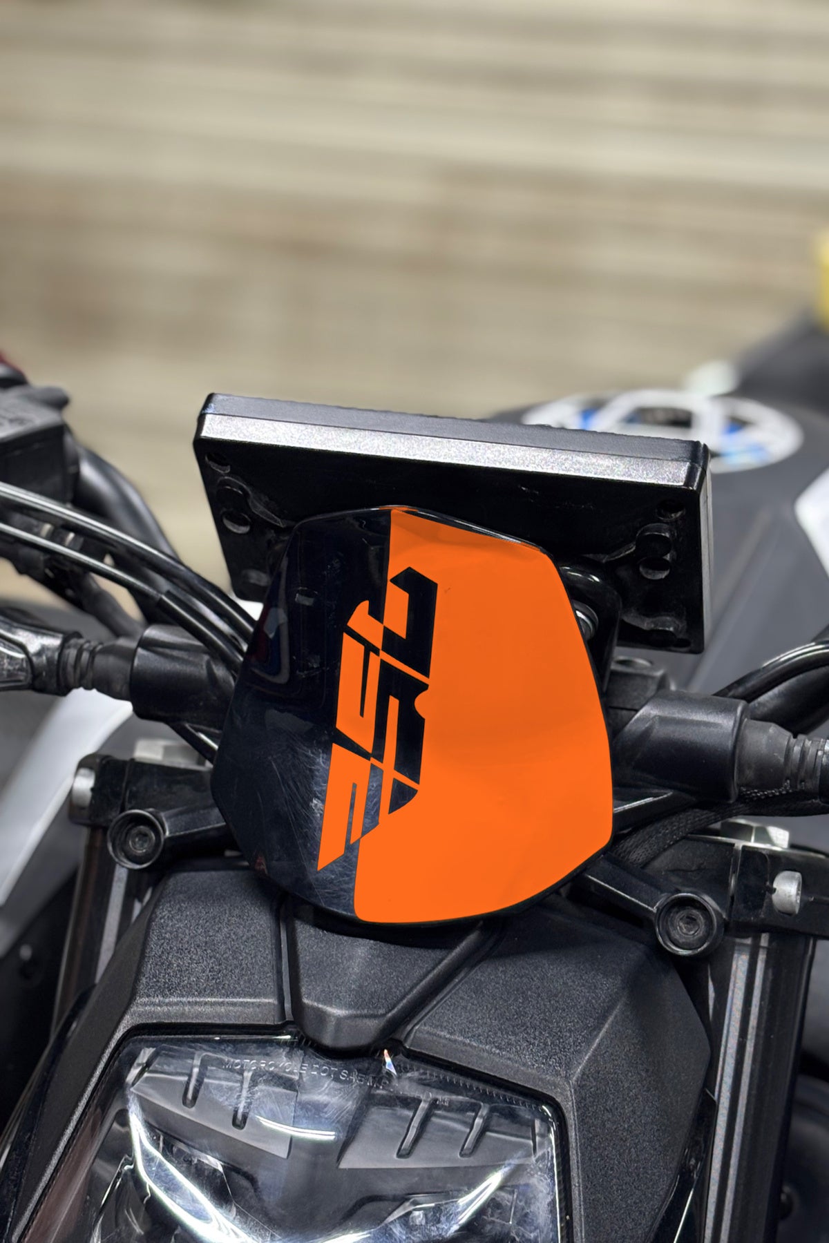 CFMOTO NK 250 için 250 yazılı Siper Kafa Detay Sticker