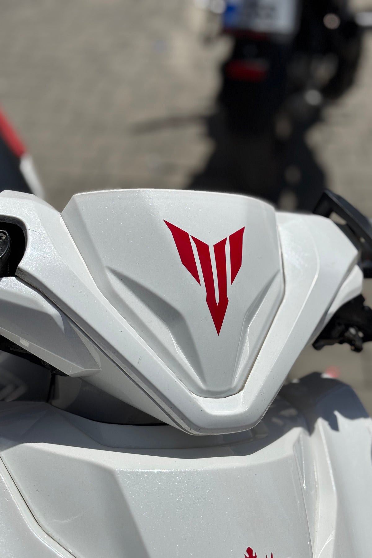 Motor ve Kask için Ufak MT Logo Sticker Etiket (10CM)