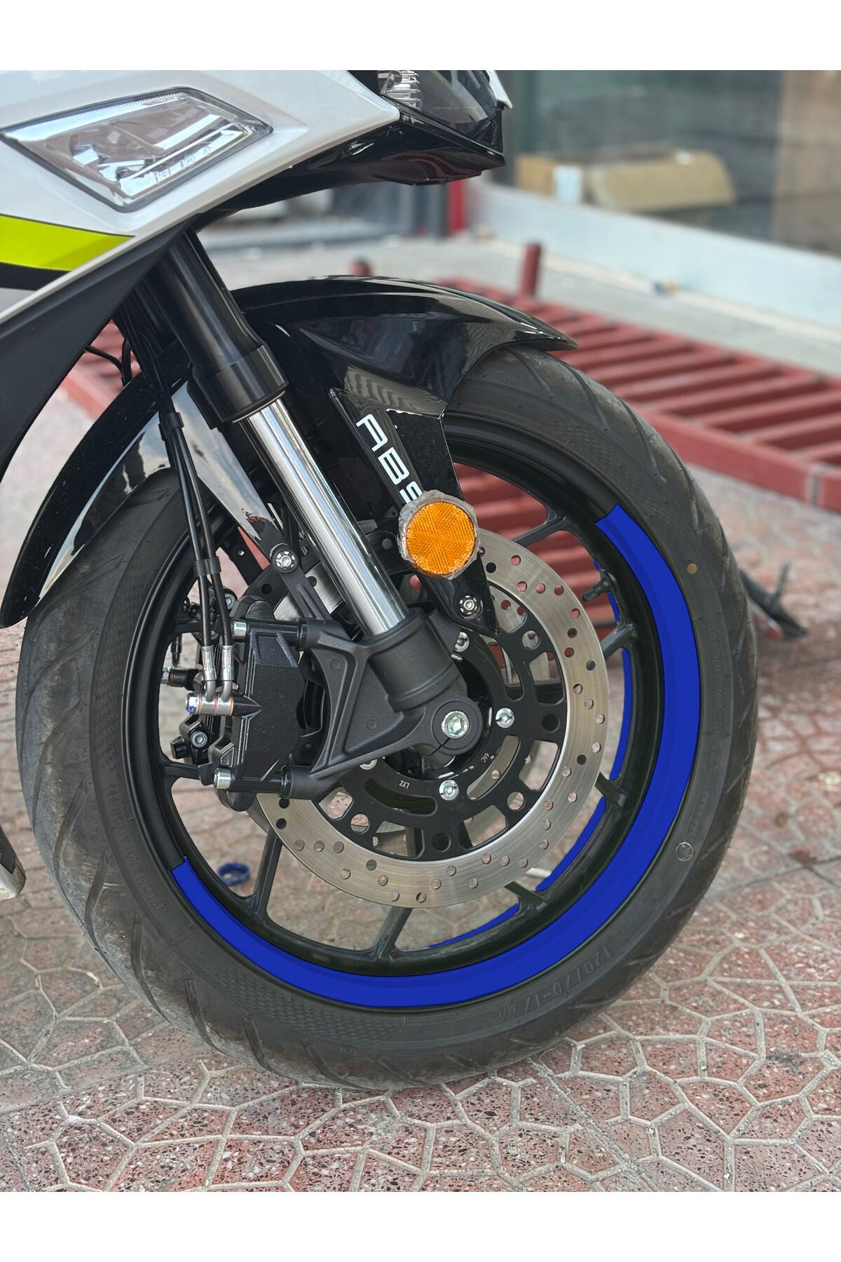 17 Inch Jantlara Uyumlu 4 Parça Yarım Jant Şeridi Sticker Seti (1 Motora Tam Yeter)