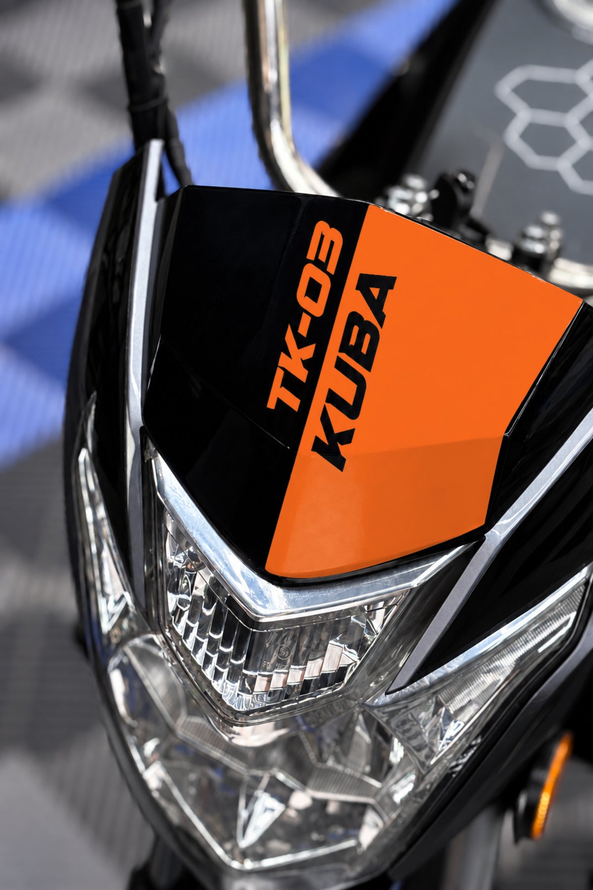 KUBA TK-03 için Kafa Detay Sticker (İşçilik Gerektirir)