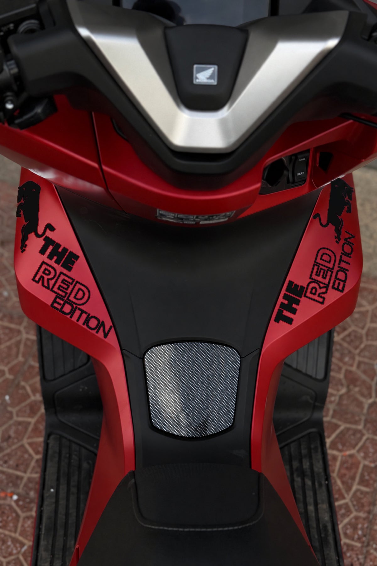 Honda PCX için The Red Edition Boğa Sticker Etiket (Sağ ve Sol)