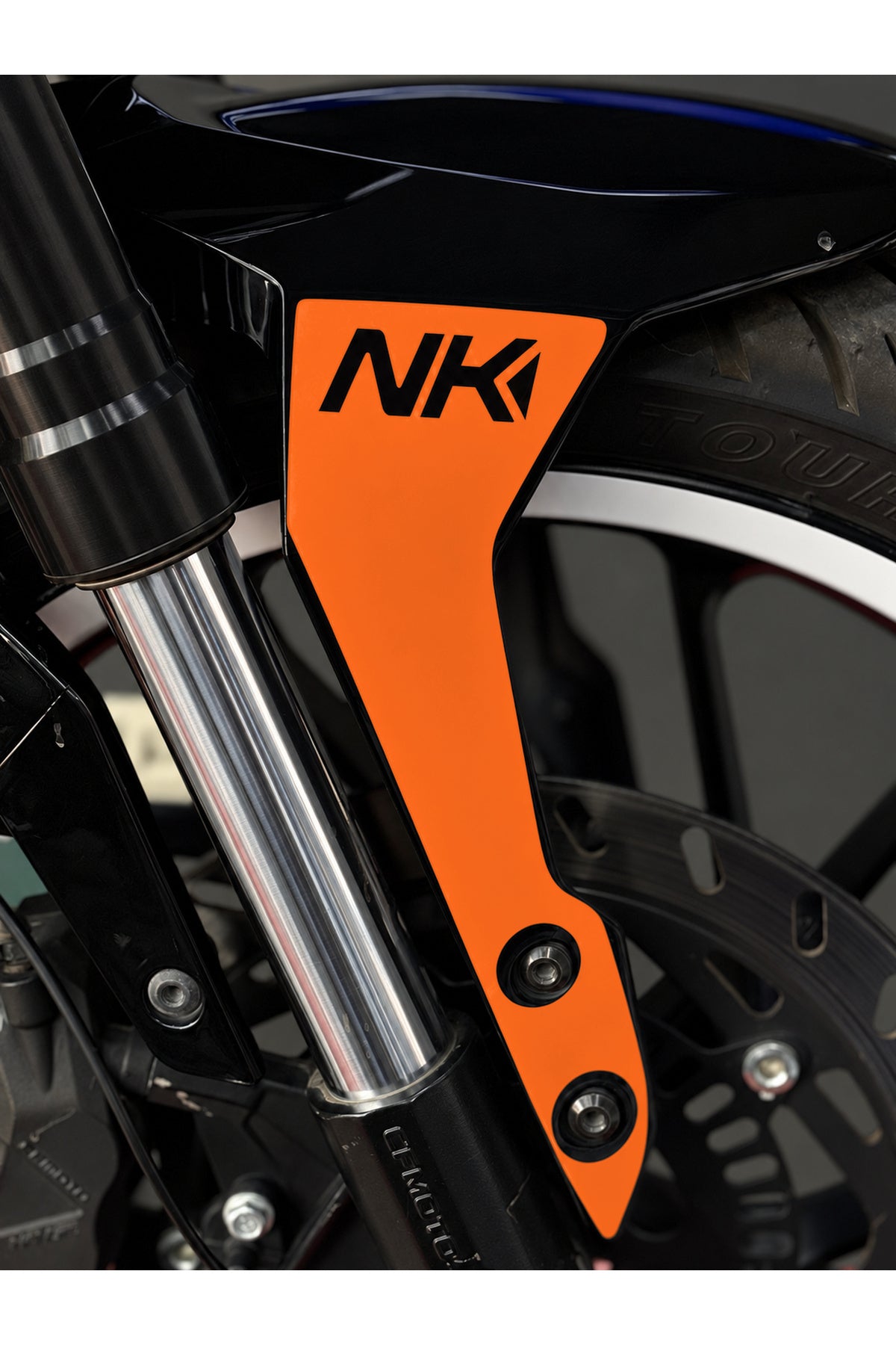 CFMOTO NK250 için NK YAZI Detaylı Çamurluk Yanı Detay Sticker (Sağ ve Sol)