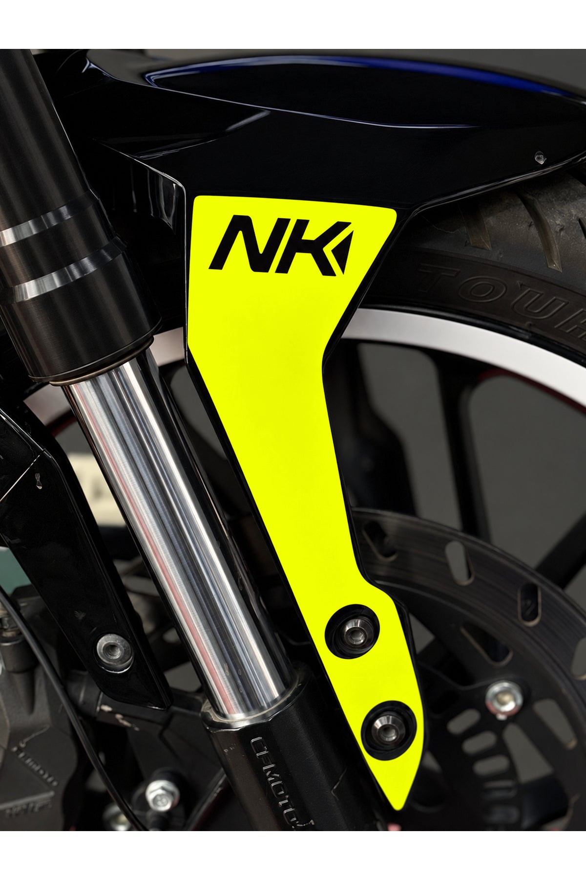 CFMOTO NK250 için NK YAZI Detaylı Çamurluk Yanı Detay Sticker (Sağ ve Sol)