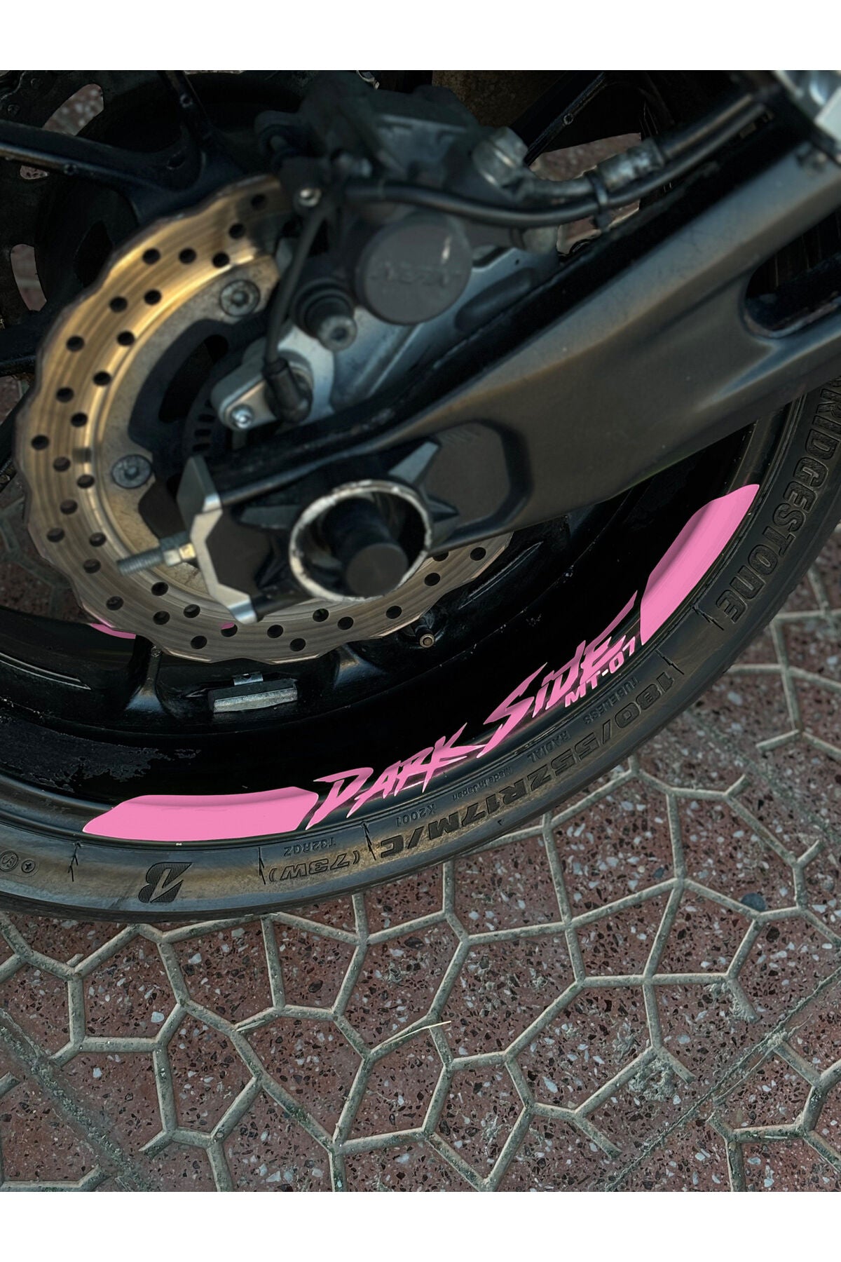 Yamaha MT-07 için Dark Side MT-07 Jant Şeridi Sticker Seti (8 Parça) (Ön-Arka Yeterli)