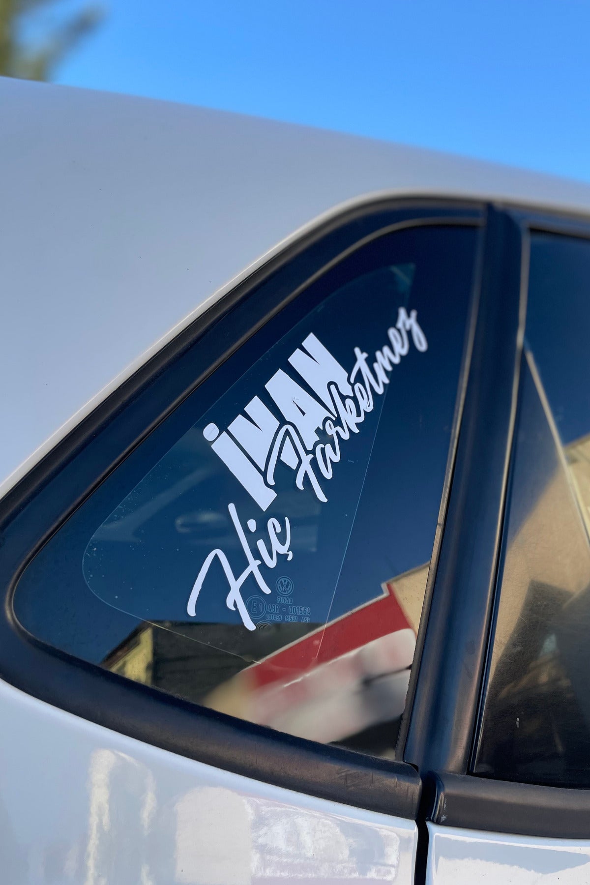 Motor-Araba için Beyaz Renk İnan Hiç Farketmez Sticker Etiket 20CMx7CM (1 Adet)