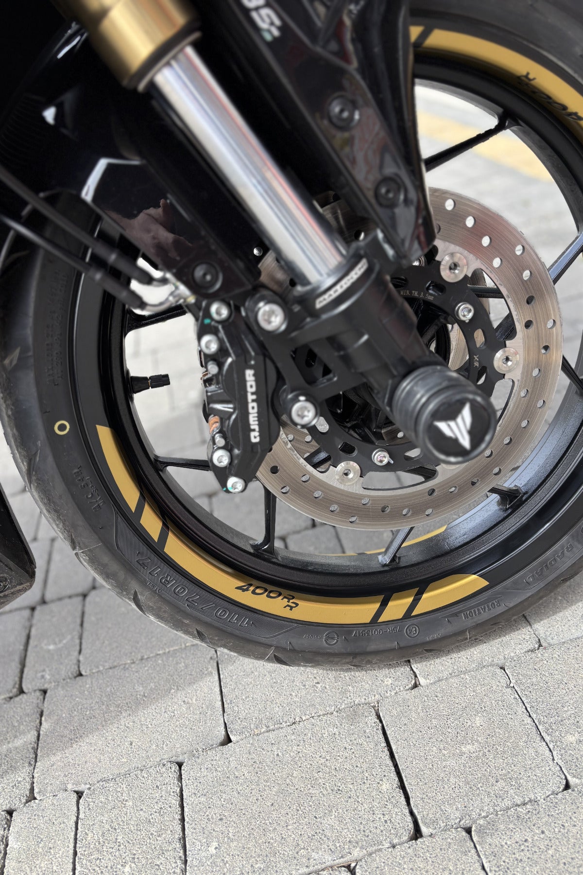 QJ Motor ve RKS SRK 400RR için Mat Gold Jant Şeridi Sticker (8 Parça)