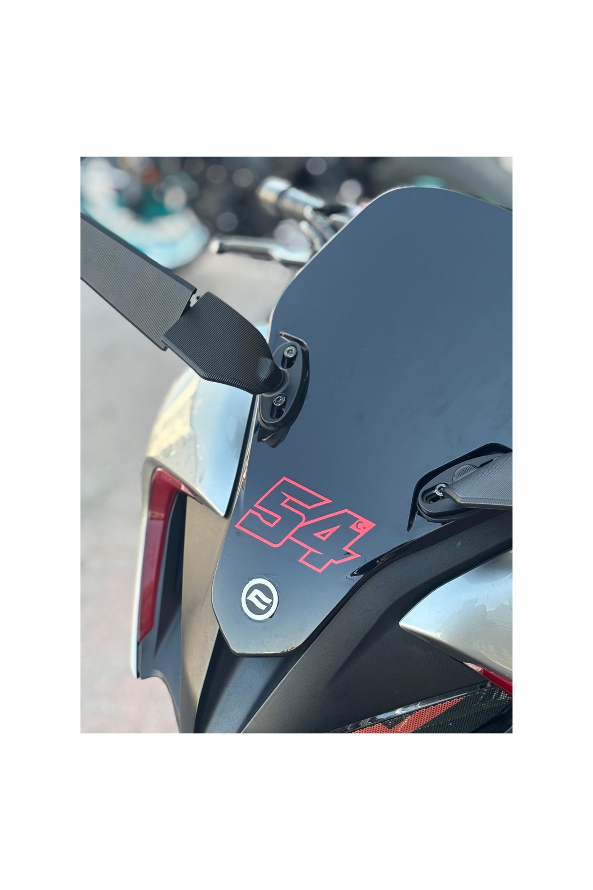 Motor ve Kask için Kırmızı Renk 54 Numaratör Sticker Etiket (Toprak Razgatlıoğlu'nun Numarasıdır)