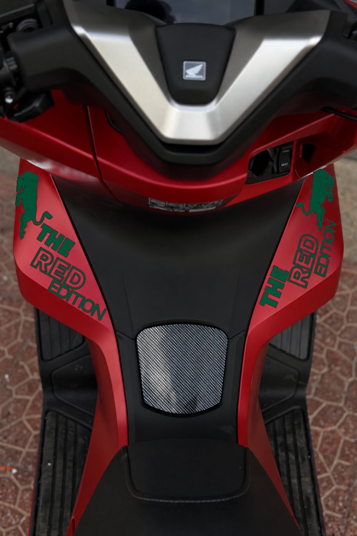 Honda PCX için The Red Edition Boğa Sticker Etiket (Sağ ve Sol)