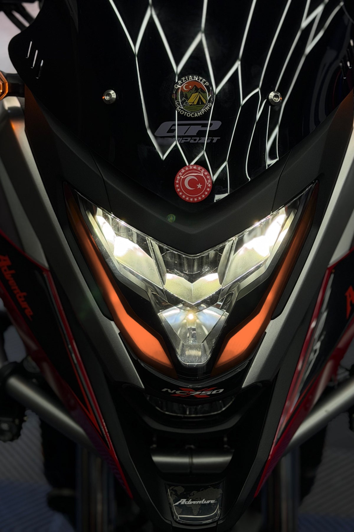 Honda NCX 750 için Far Renklendirme Far Tasarım Film Sticker