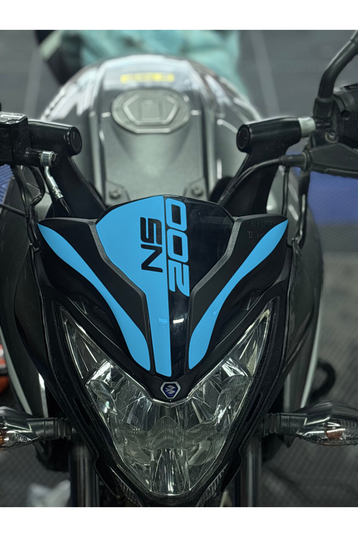 Bajaj Pulsar NS200 için Kafa Detay Sticker Seti NS200 Yazılı 3 Parça