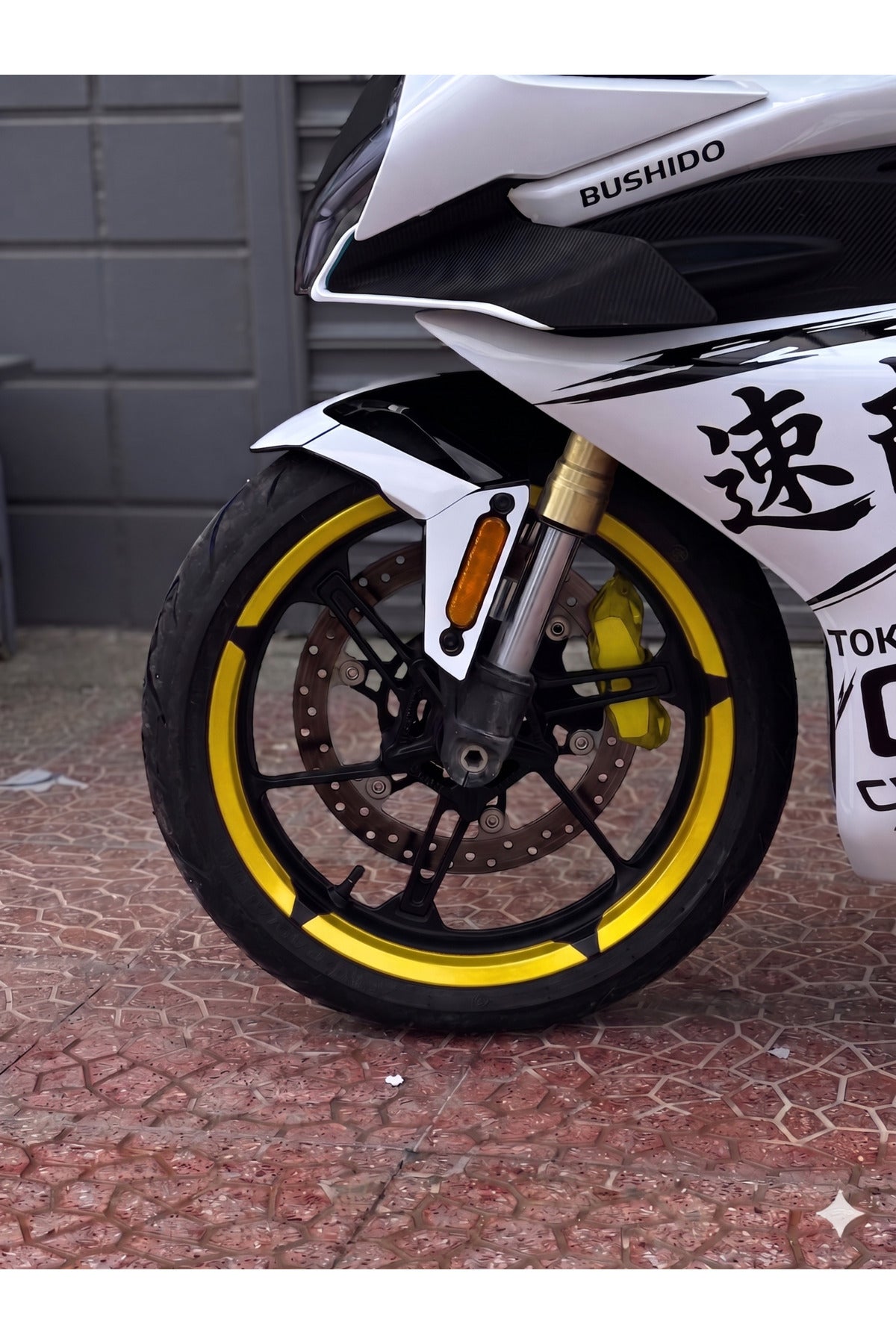 Motosiklet Jantı için 17 Inch Uyumlu Taycan Model Jant Sticker