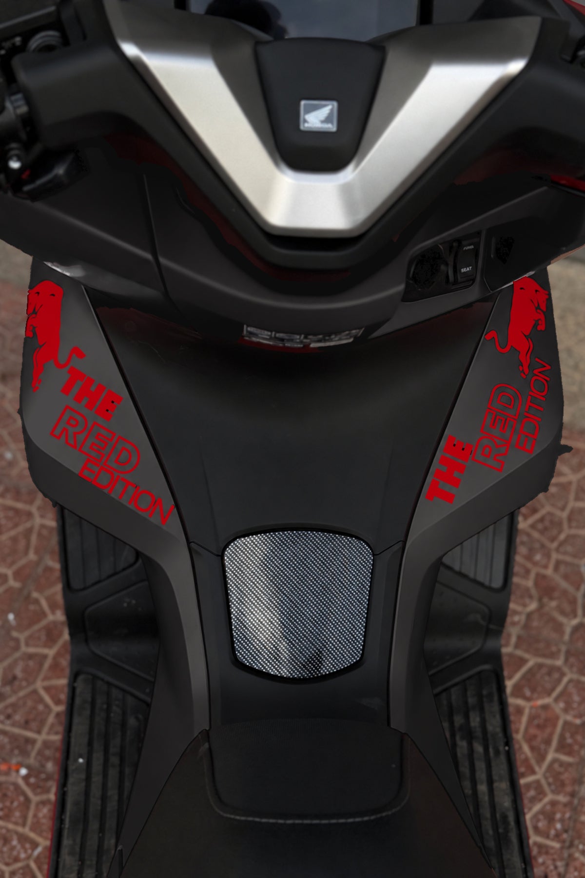Honda PCX için The Red Edition Boğa Sticker Etiket (Sağ ve Sol)