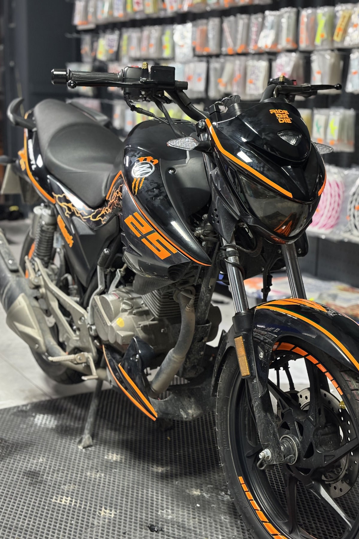 Mondial Drift-L için Oracal Neon Turuncu Komple Sticker Etiket Seti (31 Parça)