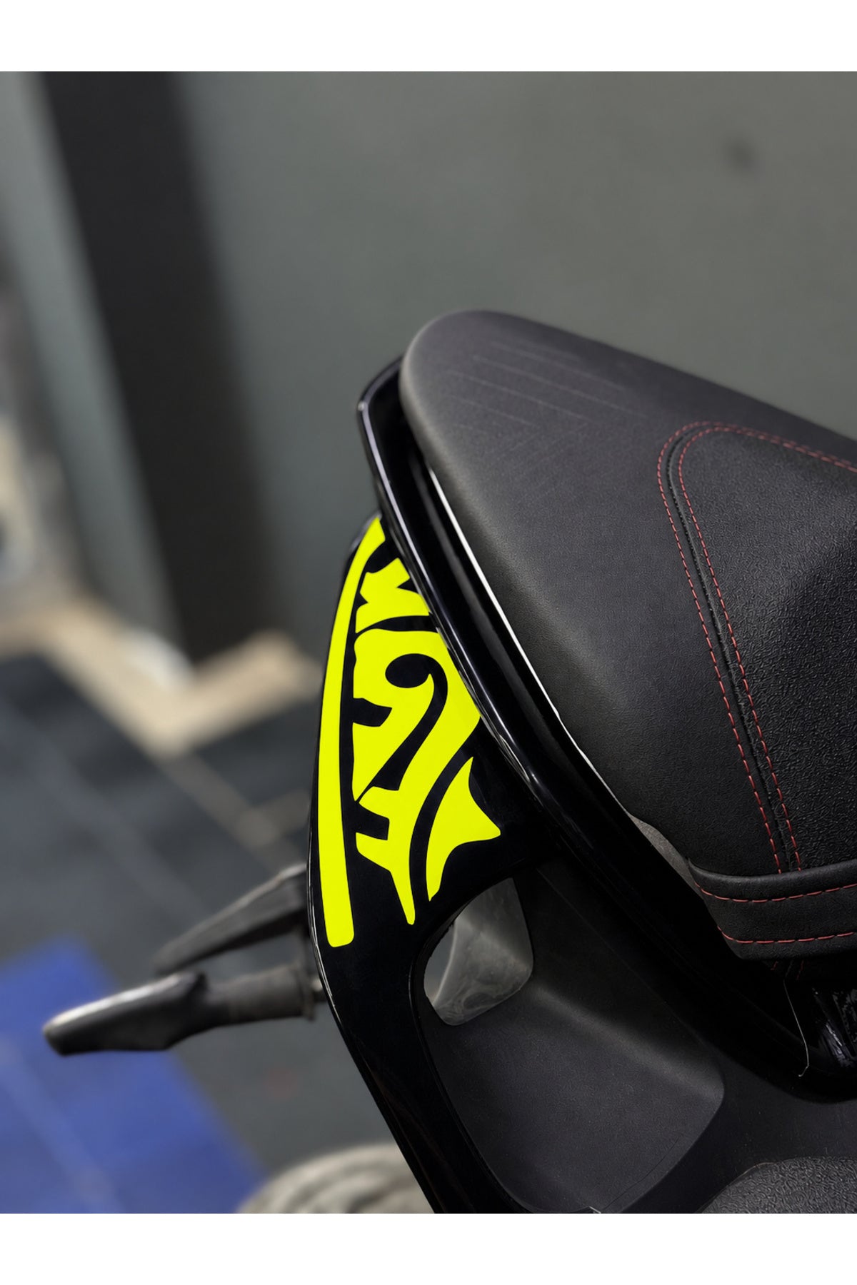 RKS SRK125 Racing için Arka Kuyruk Uyumlu Tribal Dövme Sticker (Sağ ve Sol)