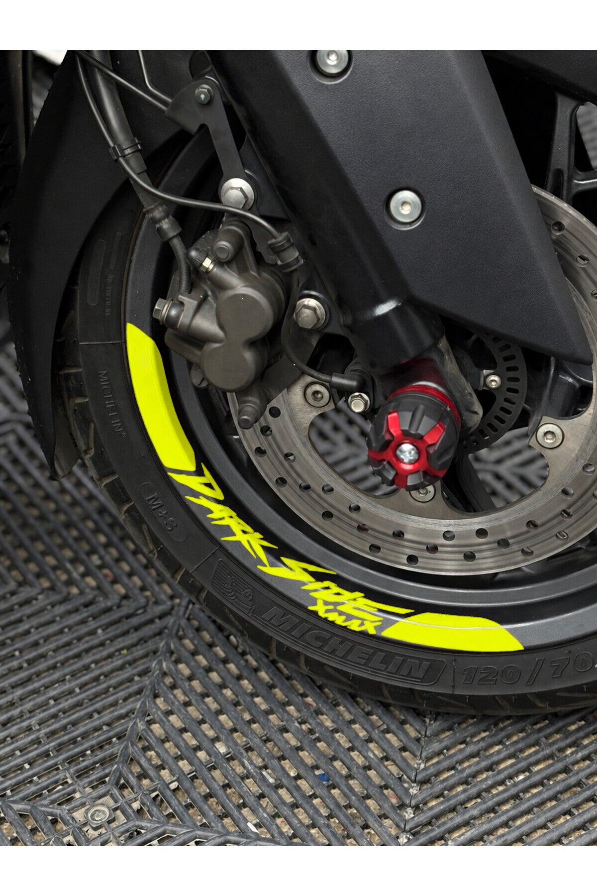 Yamaha Xmax için Dark Side Xmax Yazılı 8 Parça Jant Şeridi Sticker Seti ( Ön-Arka Yeterli)