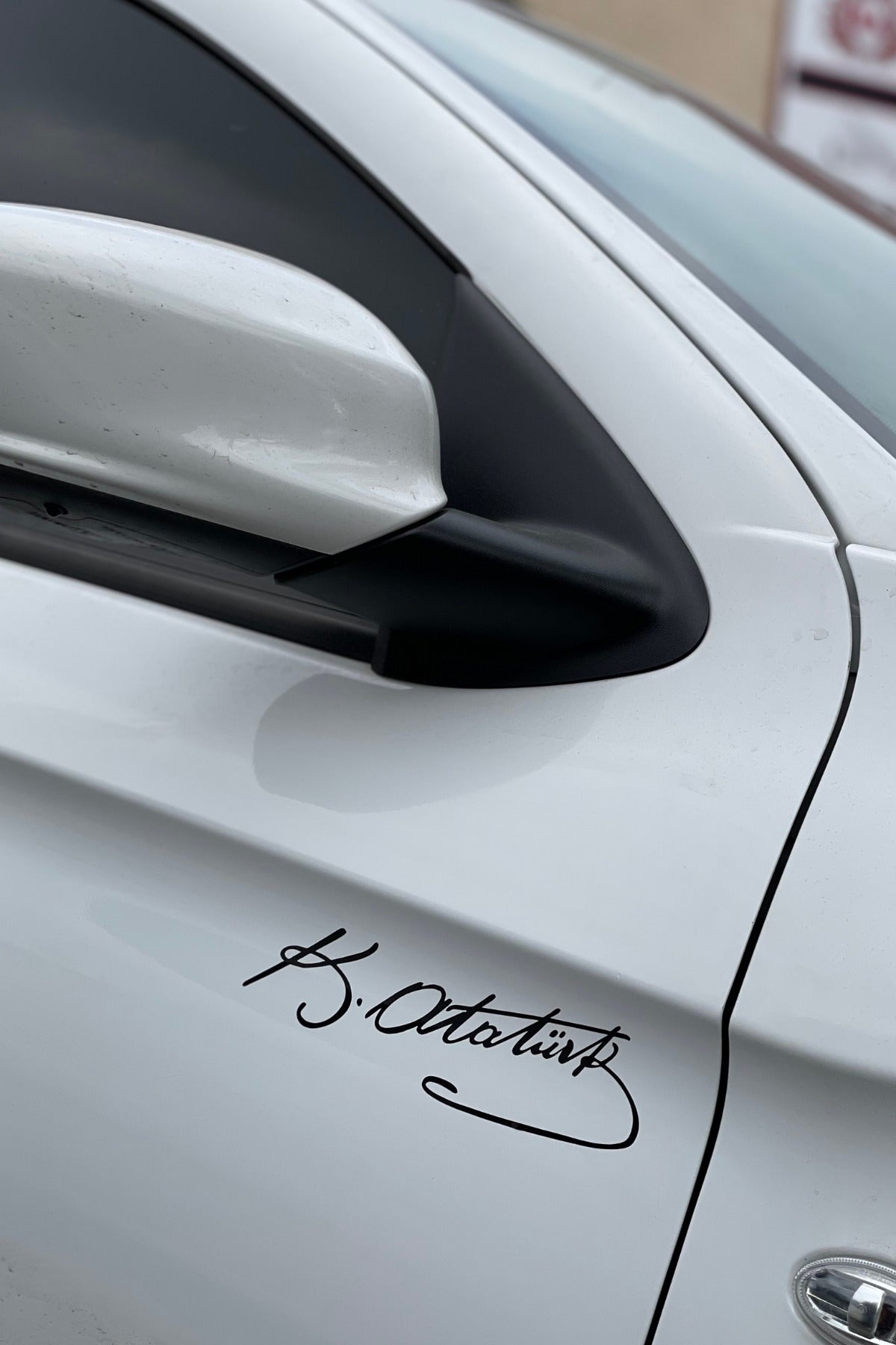 Araba ve Motor için Siyah Renk Mustafa Kemal Atatürk İmza Sticker Etiket (1 Adet)
