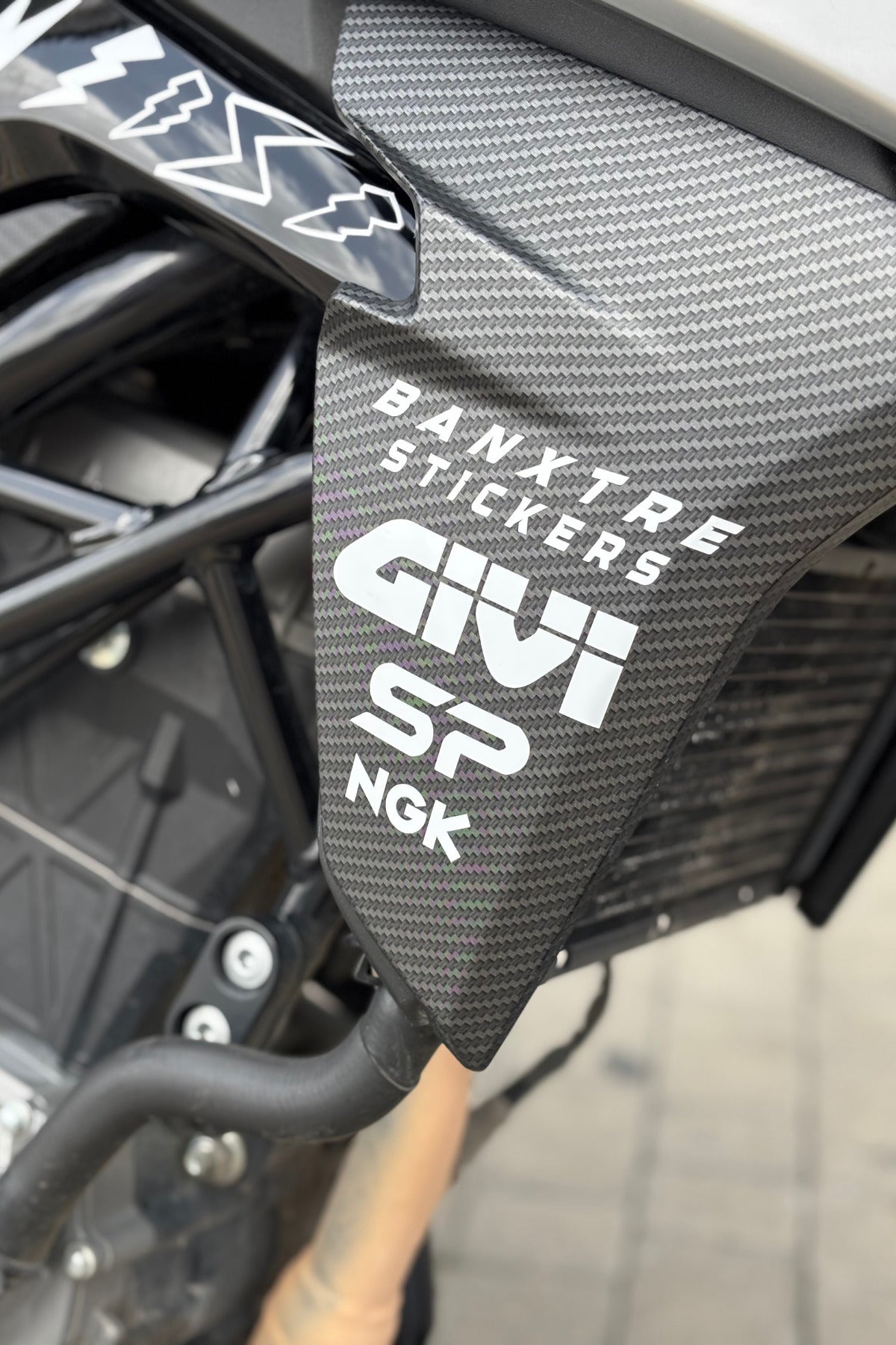 CFMOTO NK250 için Banxtre Yan kapak Sponsor Sticker Etiket