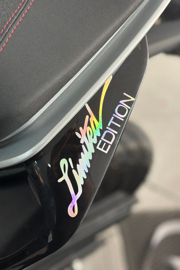 Dekoratif Hologramlı Limited Edition Sticker Motor-Araba-Kask için Etiket 14CMx4CM (1 Adet)