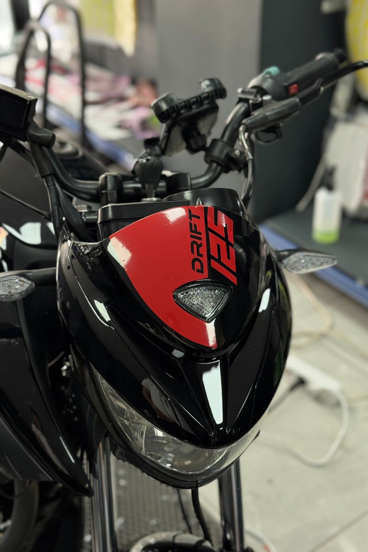 Mondial Drift-L için Drift 125 Kafa Sticker Etiket