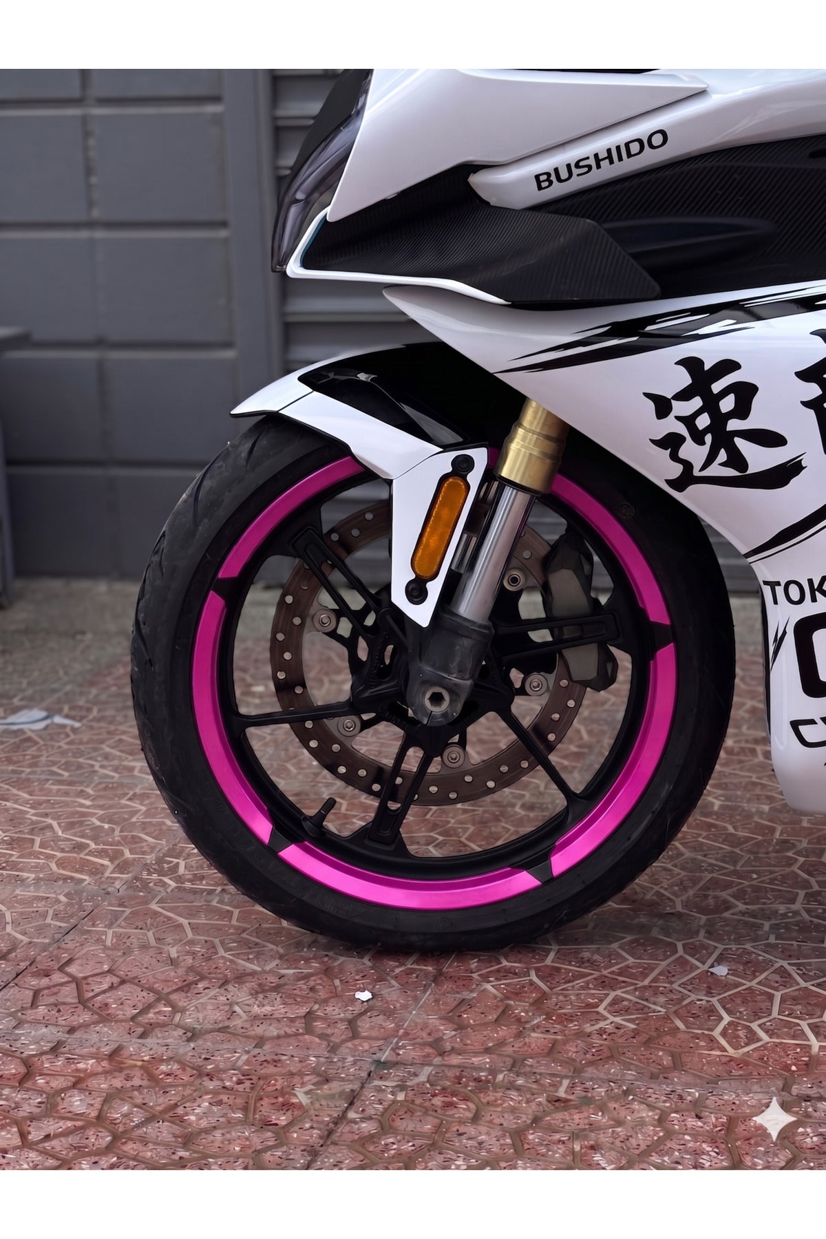 Motosiklet Jantı için 17 Inch Uyumlu Taycan Model Jant Sticker