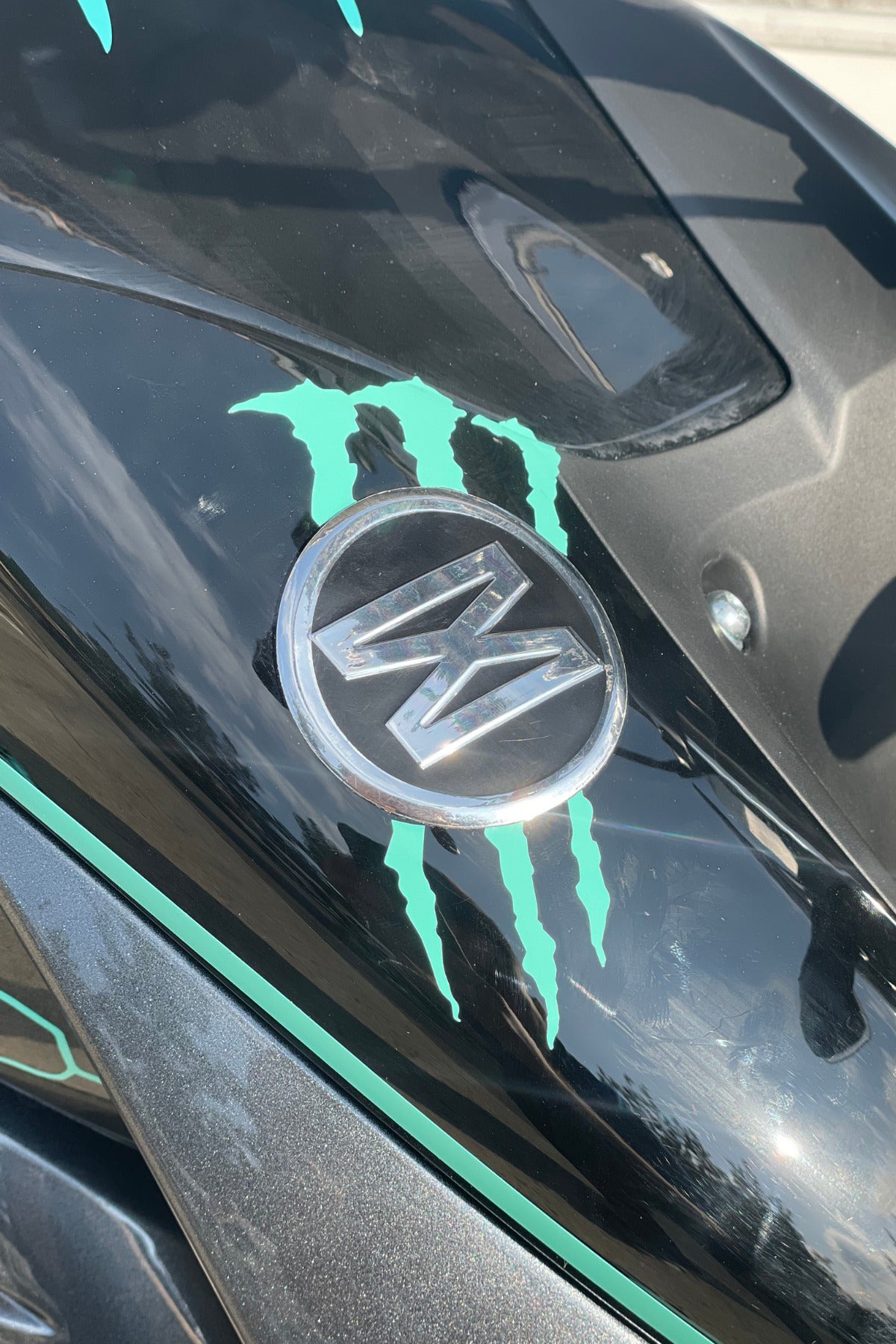 Motor-Araba-Kask için Nane Renk Enerji Sticker Etiket (1 Adet)