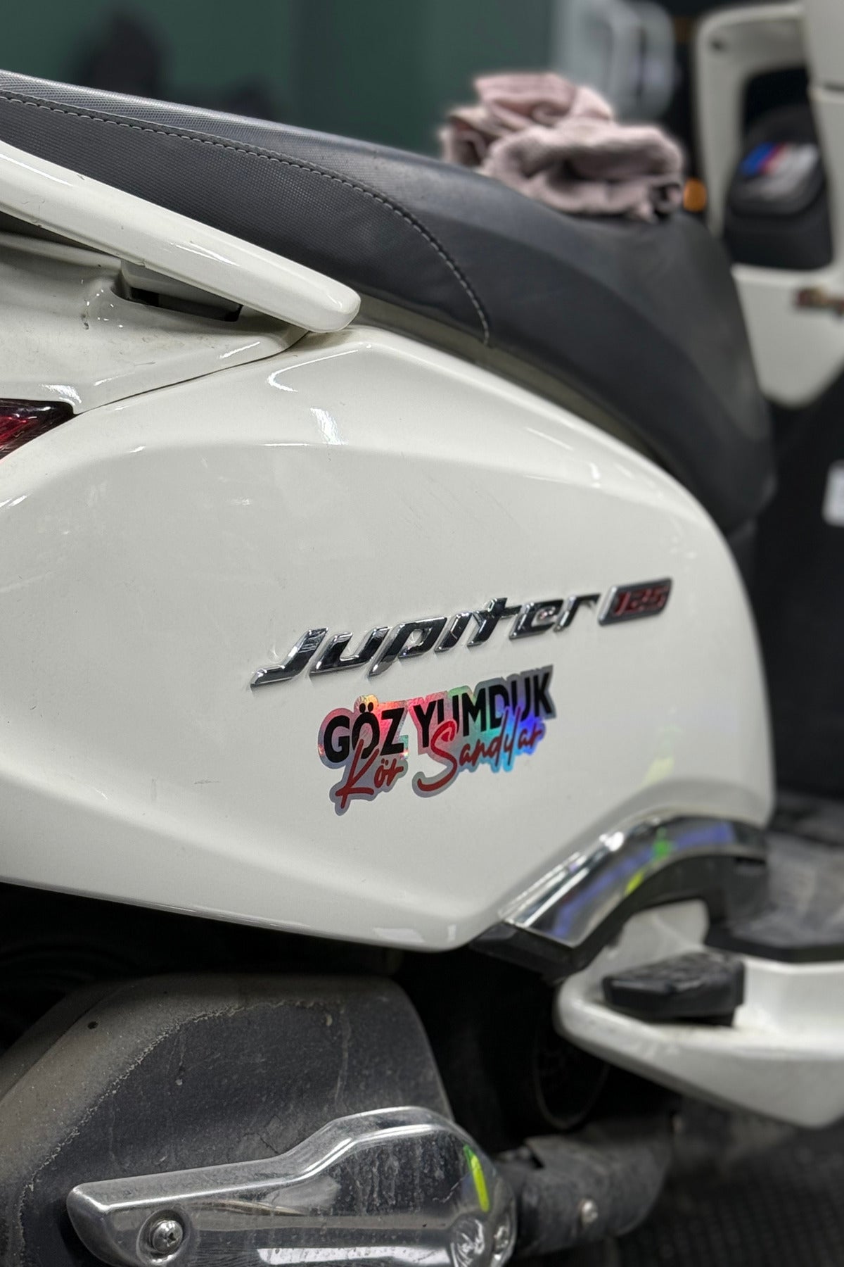 Araba ve Motor için Hologramlı Yazılı Sticker Etiket