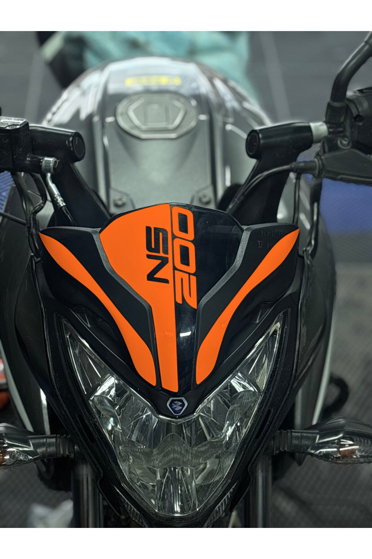 Bajaj Pulsar NS200 için Kafa Detay Sticker Seti NS200 Yazılı 3 Parça