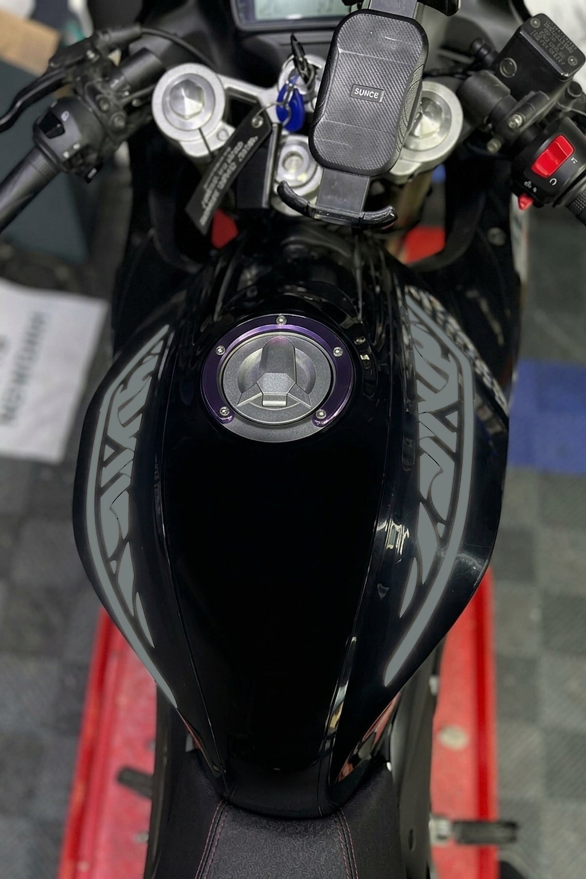 RKS SRK125R Motosiklet için Depo Üstü Tribal Dövme Sticker (Sağ ve Sol )