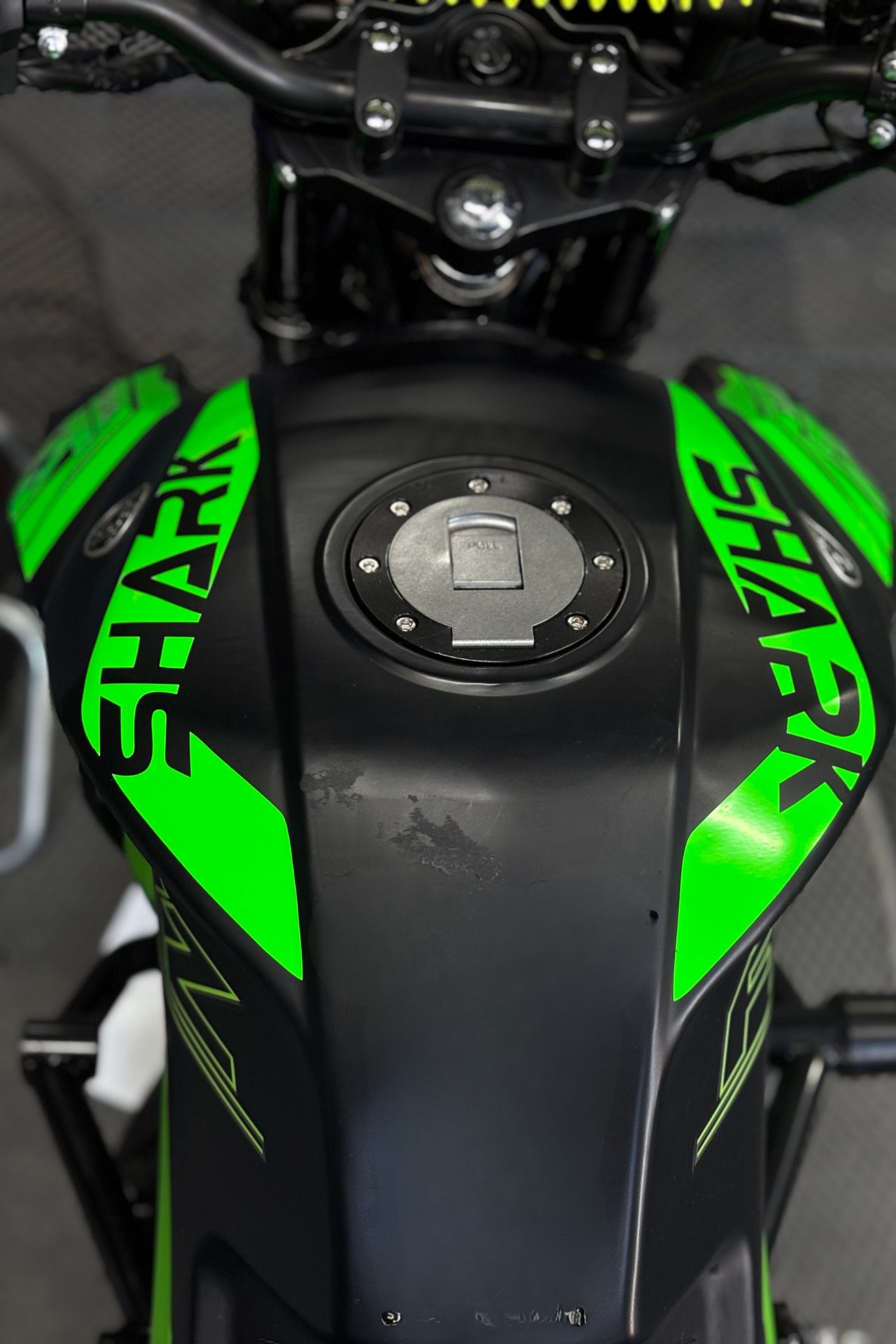 Arora Shark 125 için Depo Kordon Sticker (Sağ ve Sol)