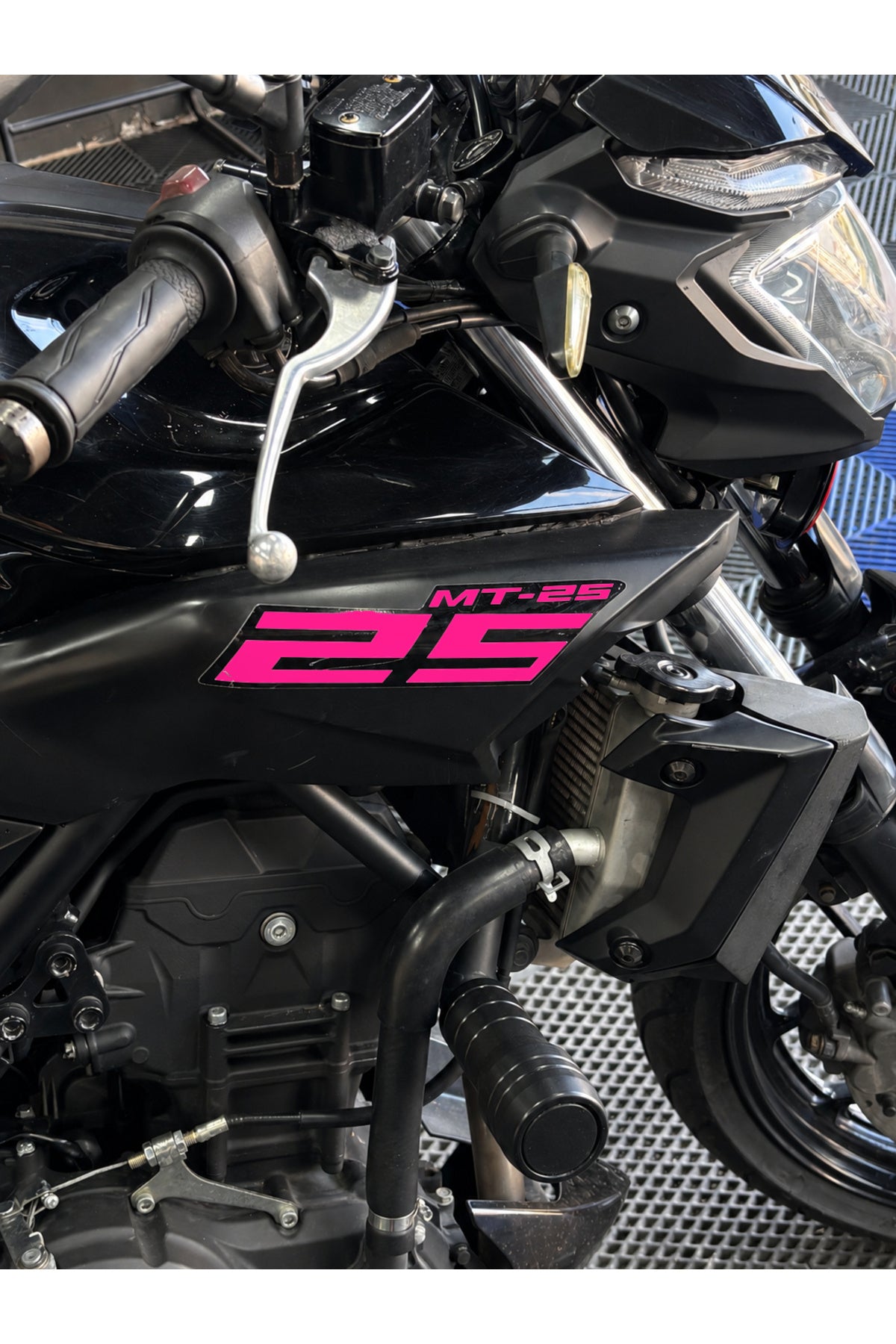 Yamaha MT-25 Eski Kasa için Orijinal Renkli Sticker Seti (Sağ ve Sol )