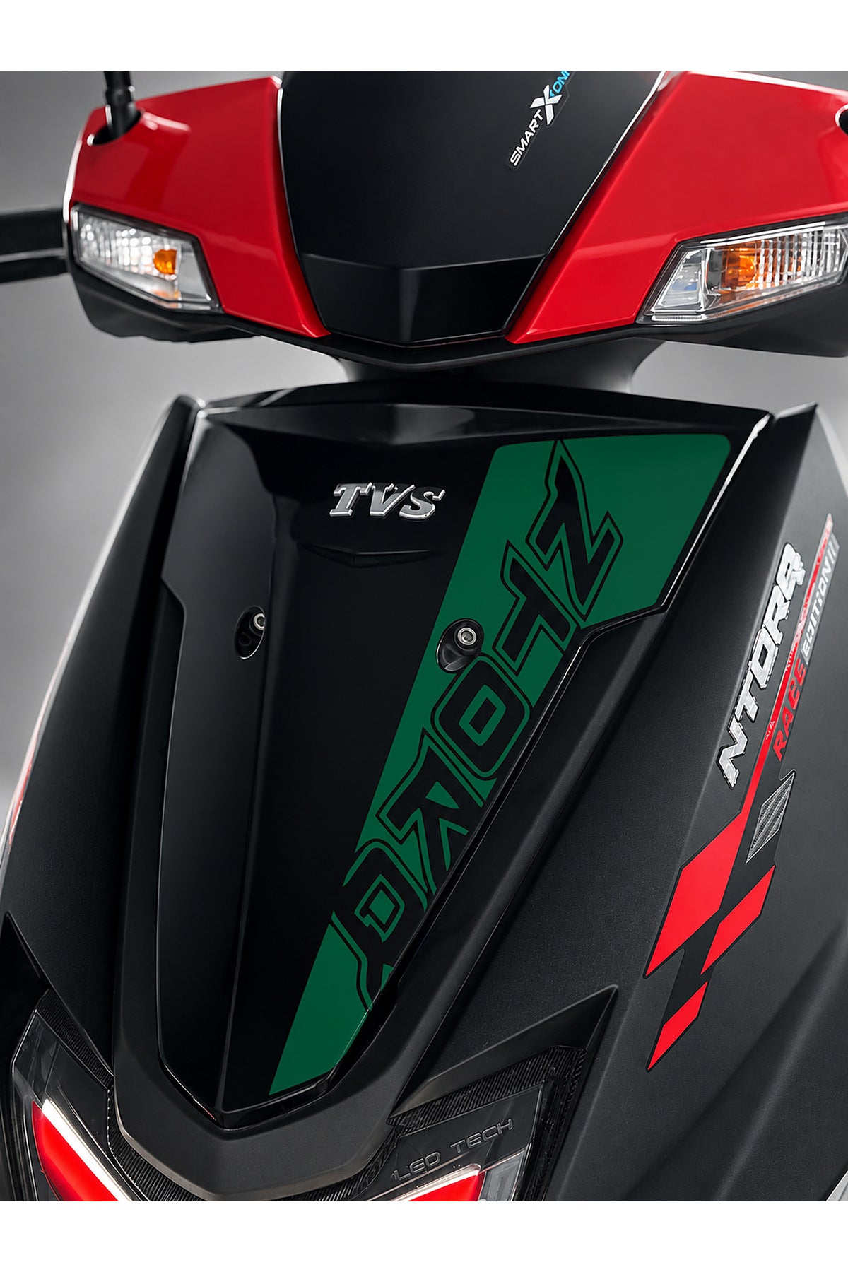 TVS Ntorq 125 için Ön Panel için NTORQ Yazılı Parça Detay Dekor Sticker