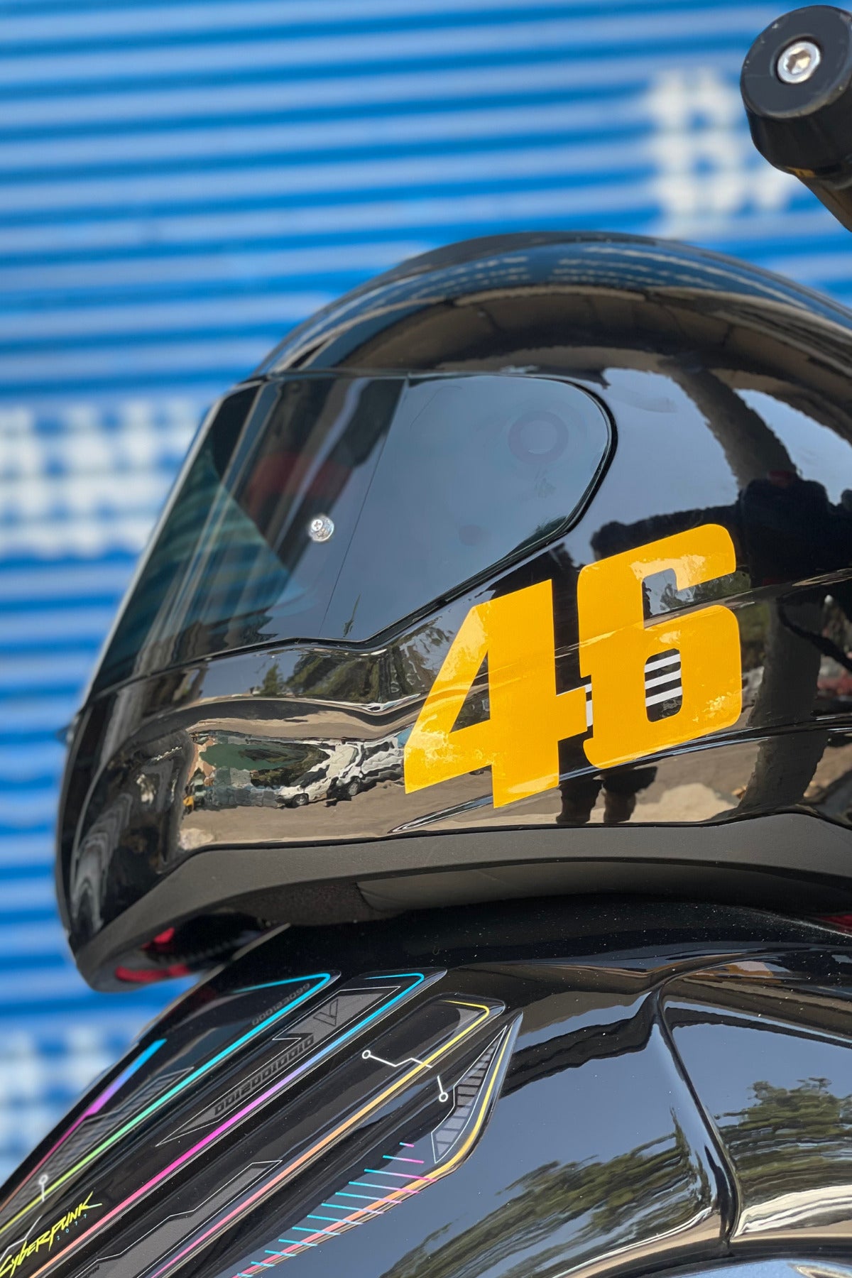 Motor-Araba-Kask için Gece Parlayan Reflektörlü Sarı 46 Yarış Yazısı Sticker Etiket