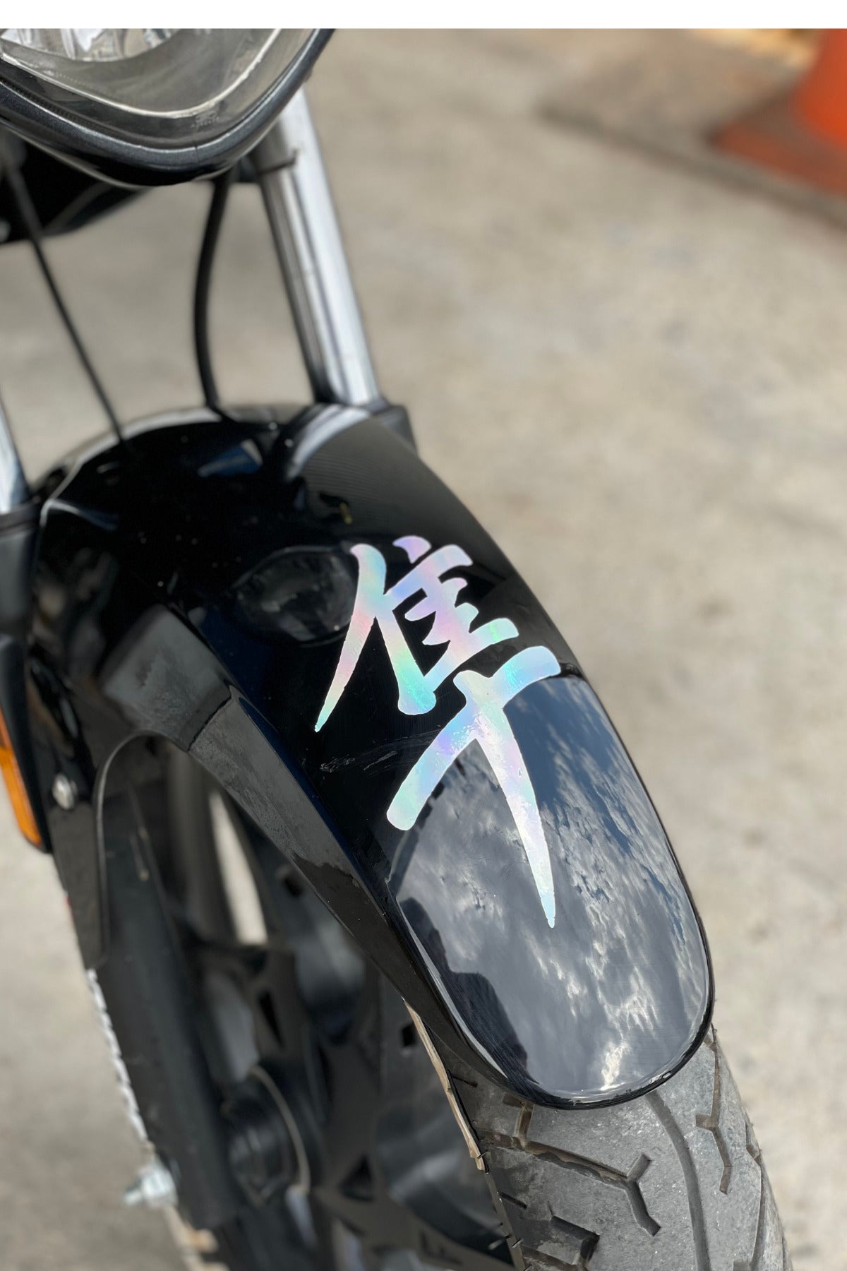 Motor-Araba-Kask için Hologramlı Renk Değiştiren Hayabusa Japonca Yazı Logo Etiket Sticker (1 Adet)