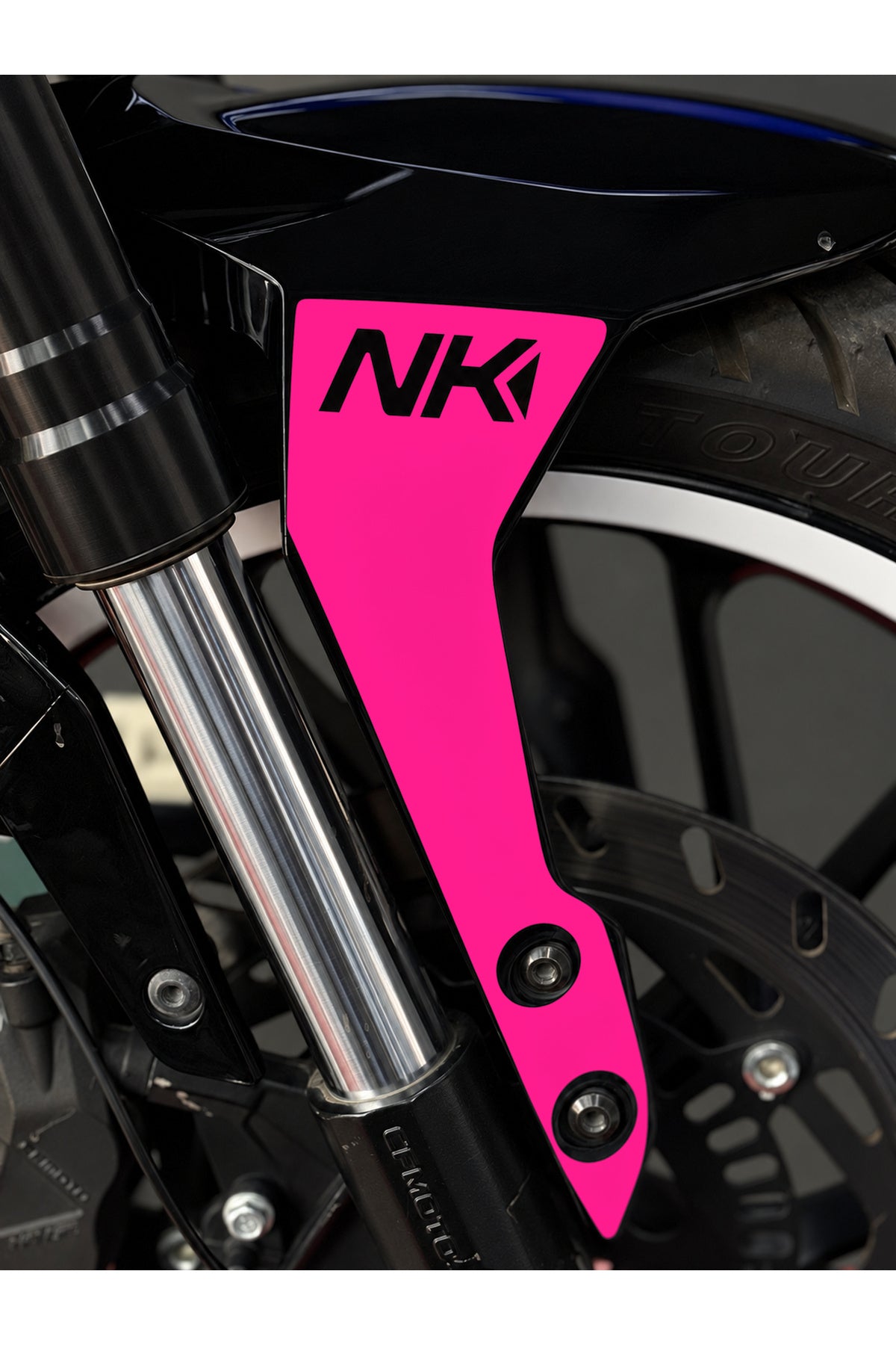 CFMOTO NK250 için NK YAZI Detaylı Çamurluk Yanı Detay Sticker (Sağ ve Sol)