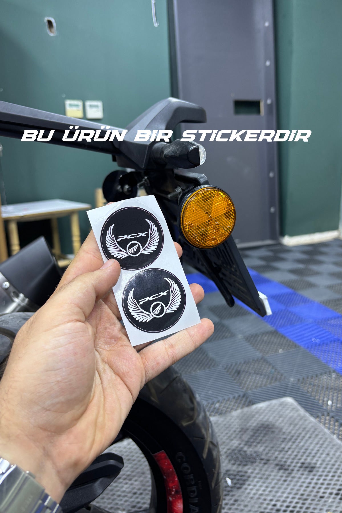 Honda PCX Kedigözü Reflektörü için 5CMx5CM Yuvarlak Sticker Seti (2 Adet)