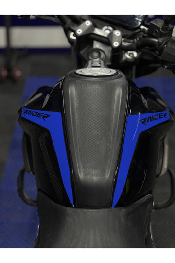 TVS Raider 125 için Raider Yazılı Depo Kordon sticker Etiket (Sağ ve Sol)
