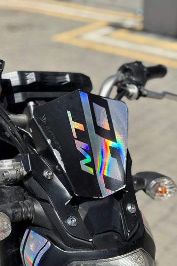 Yamaha MT-07 için Hologramlı Kafa Sticker Etiket (1 Adet)