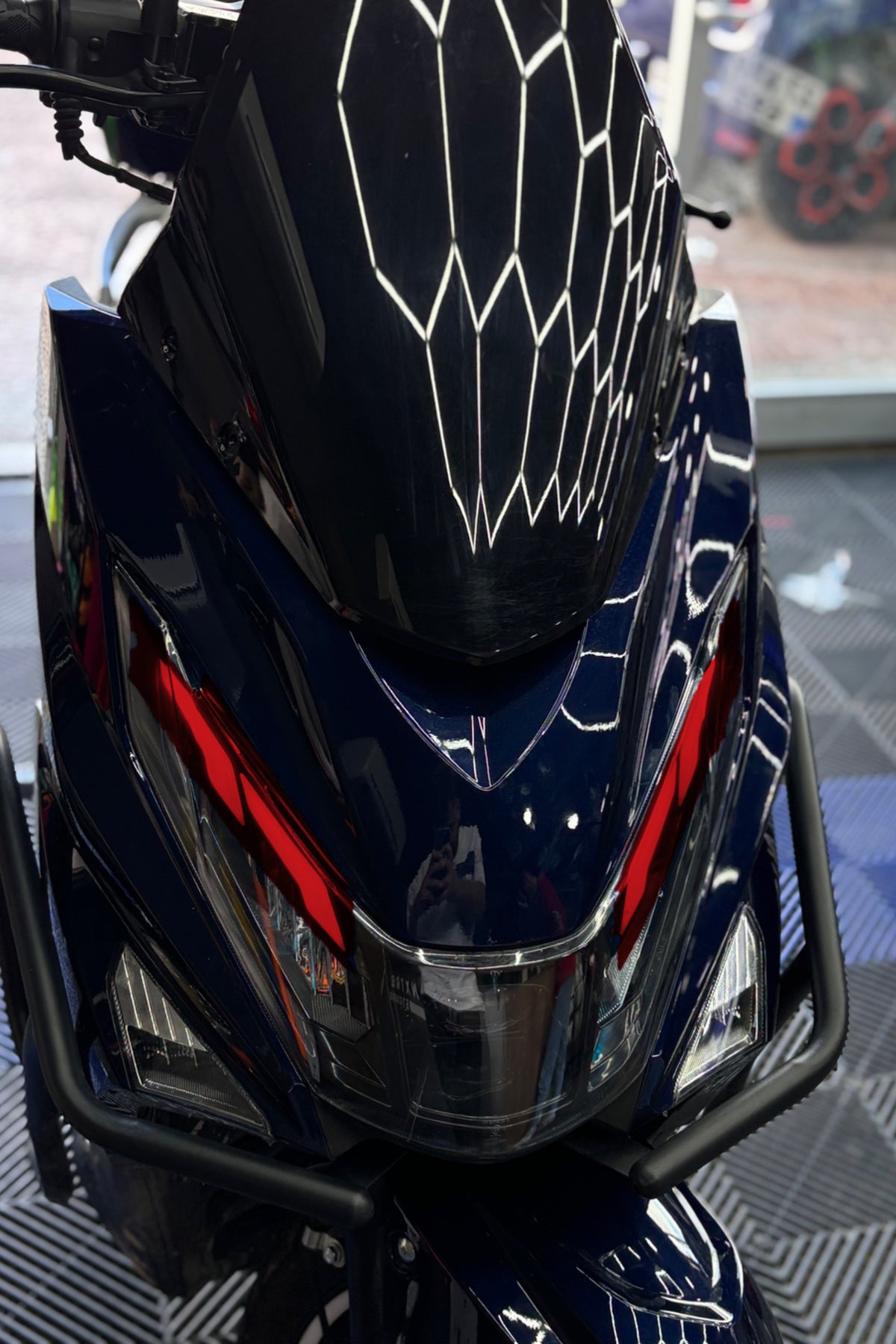 Mondial Fuzion Scooter için Hazır Kesim Far Tasarım Far Renklendirme Film Sticker