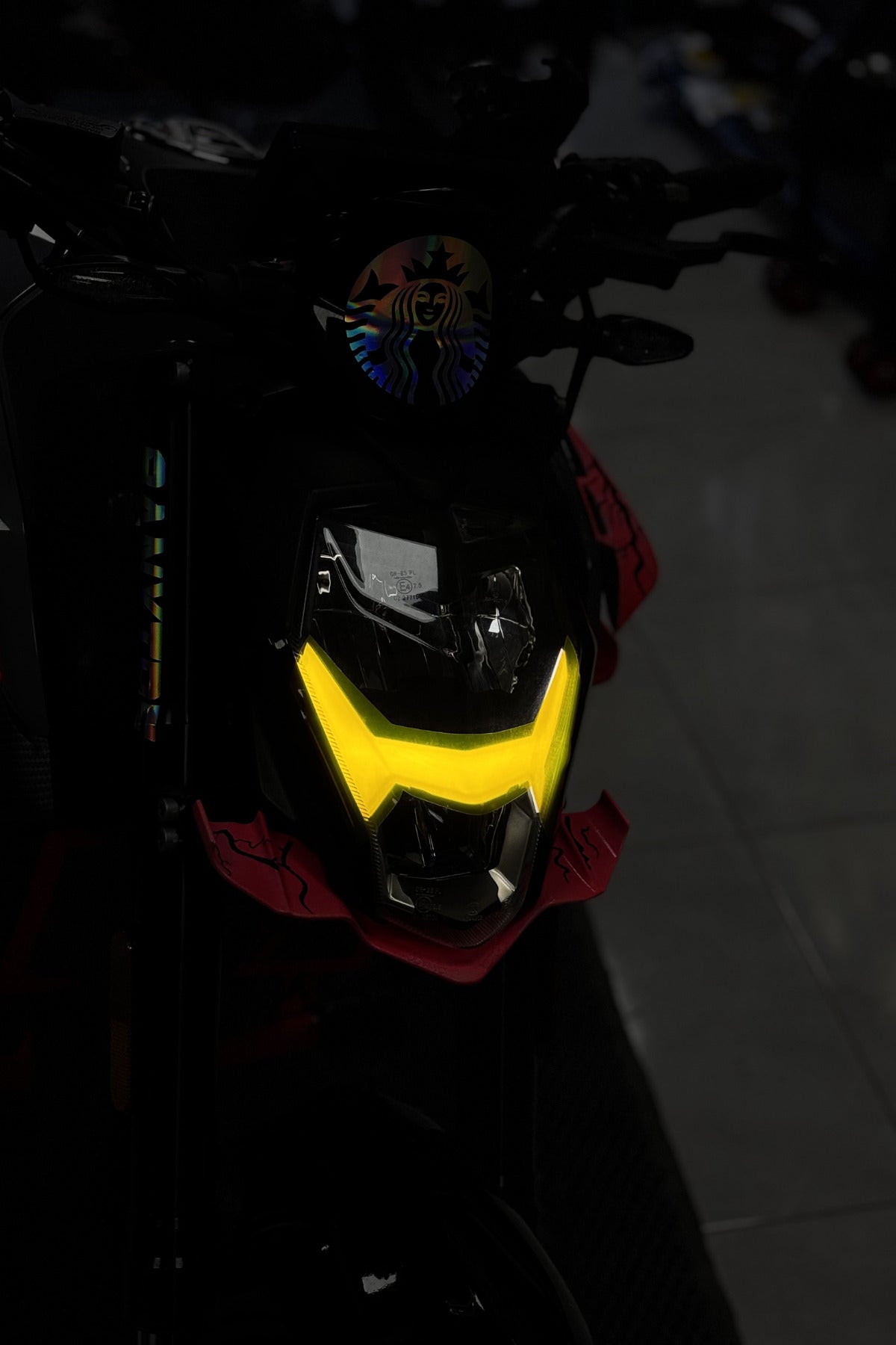 CFMOTO NK250 Gündüz Led için Renkli Far Filmi Sticker