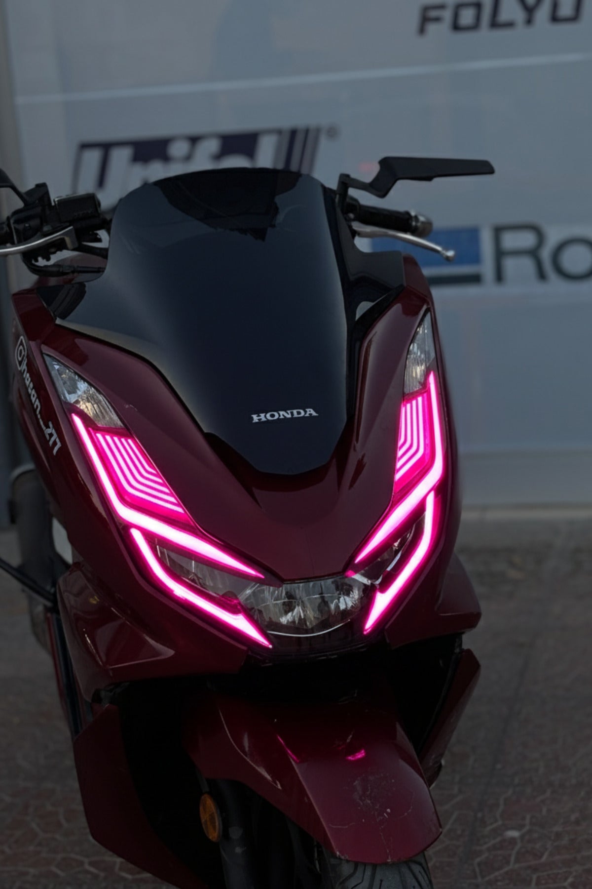 Honda PCX için Kalın Full Kaplamalı Far Tasarım Film Sticker Seti (2021-2022-2023-2024 Model)