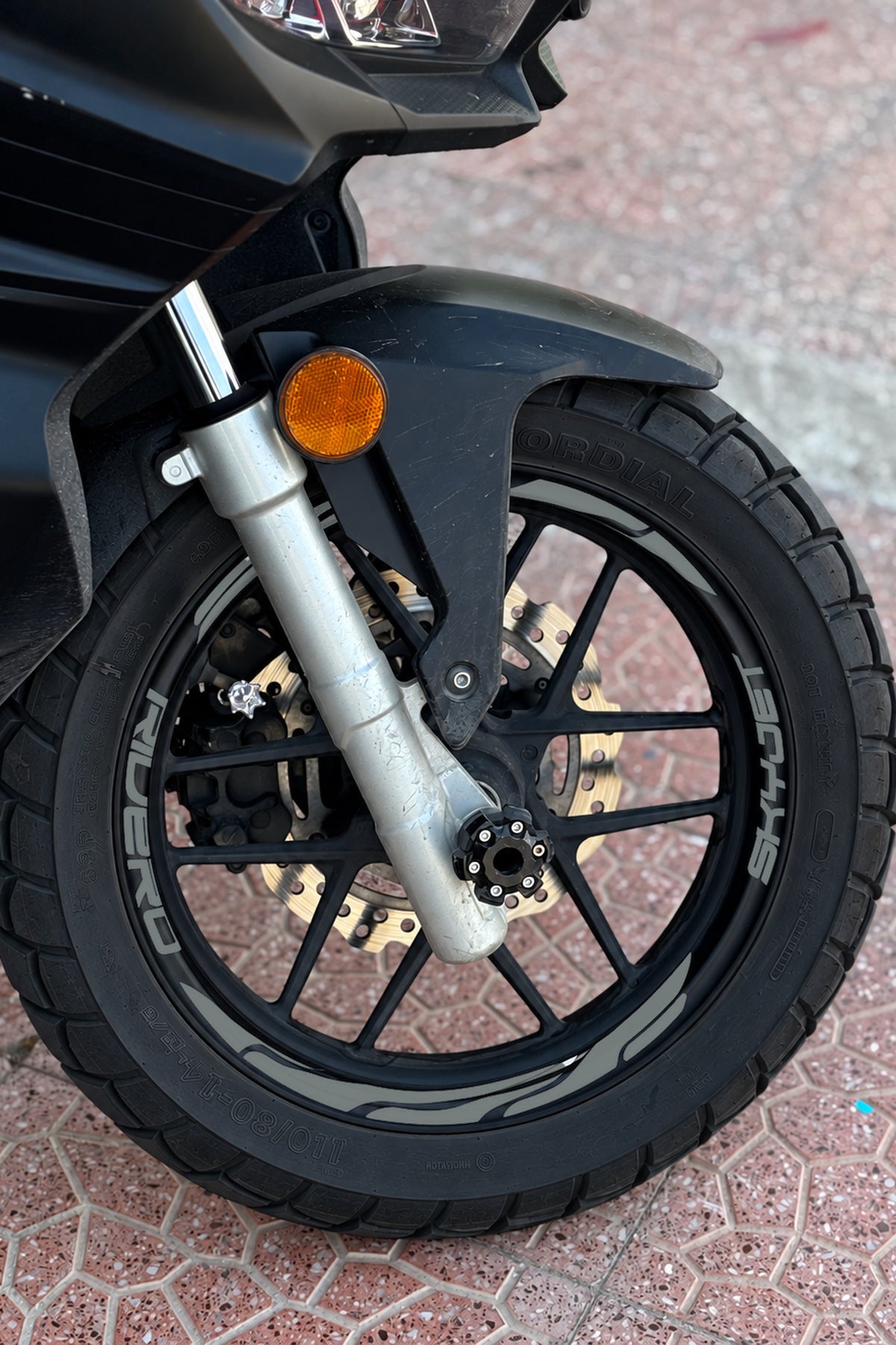 Skyjet Rivero Scooter için 16 Parça Jant Şeridi Sticker Seti (Ön-Arka Yeterli)
