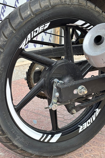 TVS Raider için Beyaz Renk Kalın Şeritli Jant Şeridi Sticker Seti (Toplam 16 Parça)