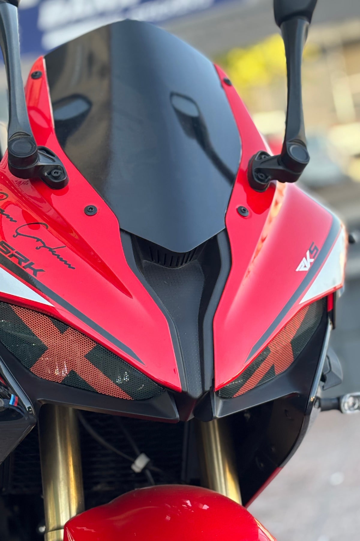 RKS SRK125 için Far Üstü Sticker Delikli Aydınlatma Engellemez (Sağ ve Sol)