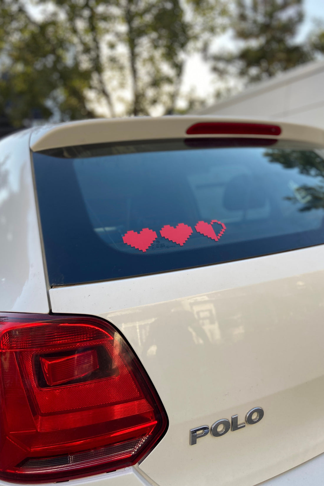 Araba ve Motor için 3'lü Kırmızı Piksel Kalp Sticker Etiket 20CMx5CM (1 Adet)