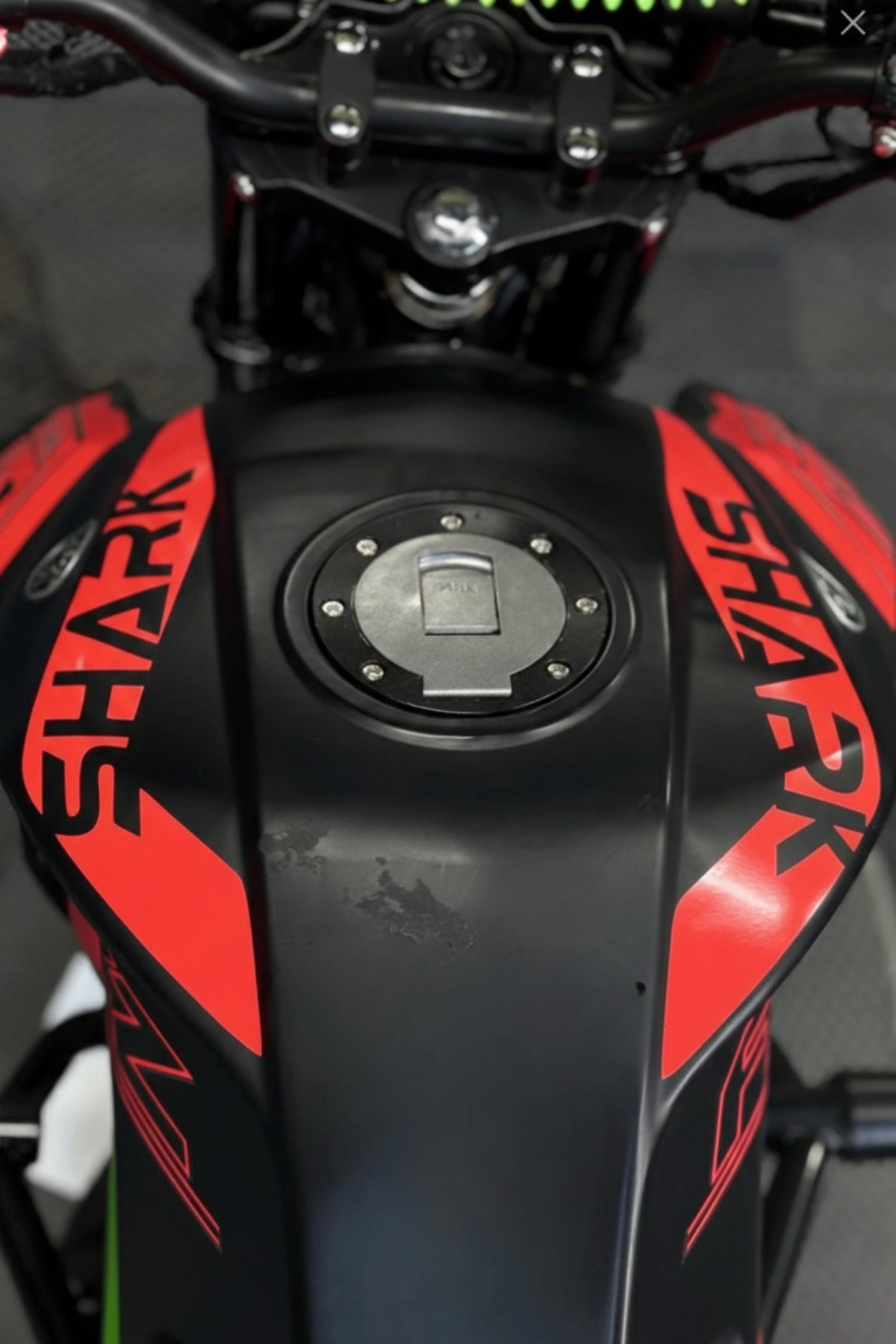 Arora Shark 125 için Depo Kordon Sticker (Sağ ve Sol)