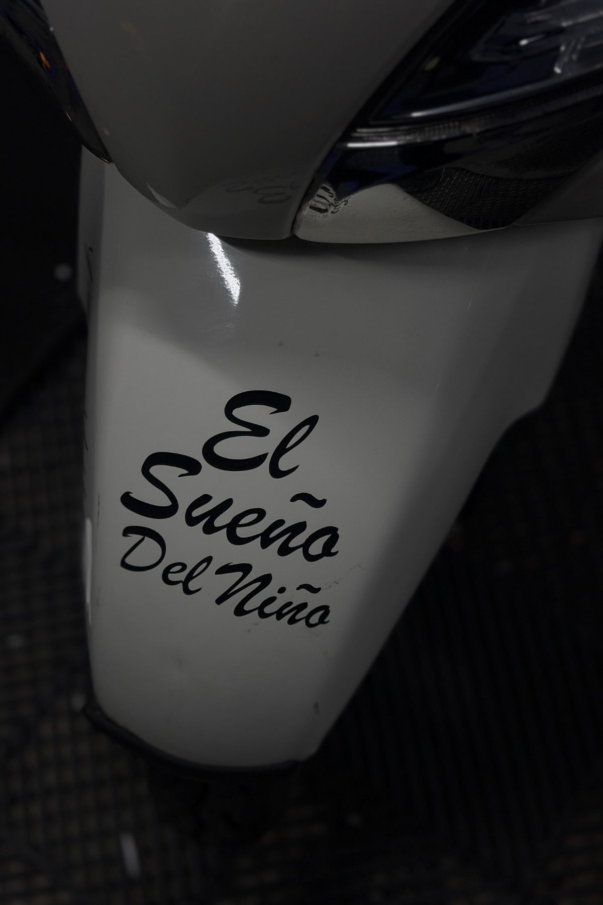 Motosiklet için El Sueno Del Nino (Bir Çocuğun Rüyası) Büyük Sticker Etiket (11CMx9CM)
